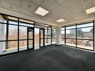 682 sqm Office to Let in Sandton