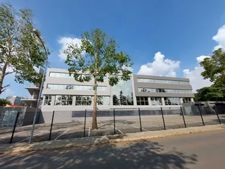 749 sqm Office to Let in Bedfordview