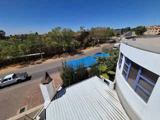 1,047m² Freestanding Industrial &amp; Office Property For Sale in Ormonde, Johannesburg South