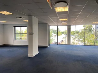 1425 sqm Office To Let in Bryanston