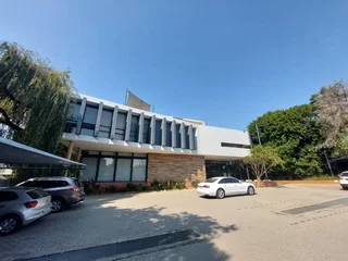 243 sqm Office to Let in Bedfordview