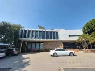 243 sqm Office to Let in Bedfordview