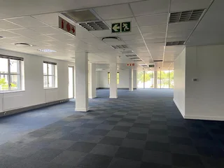 1425 sqm Office To Let in Bryanston