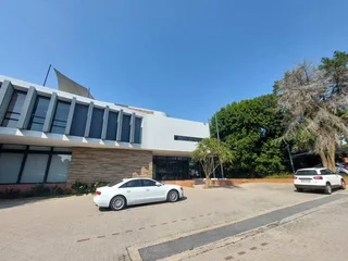 243 sqm Office to Let in Bedfordview