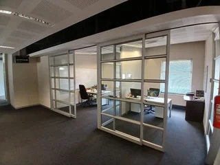165 sqm Office to Let in Melrose Arch