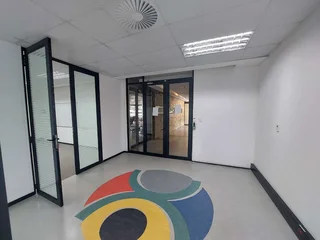 243 sqm Office to Let in Bedfordview