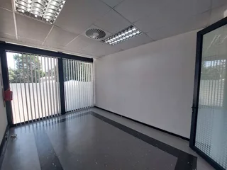 243 sqm Office to Let in Bedfordview