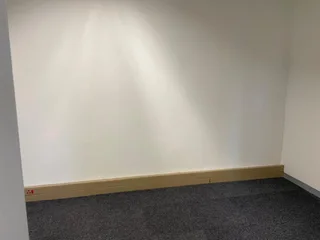 112 sqm Office To Let in Fourways