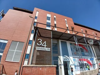 571 sqm Office to Let in Melrose Arch