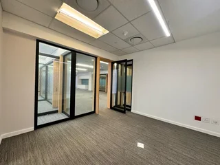 397 sqm Office to Let in Sandton
