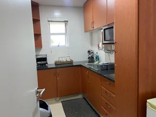 112 sqm Office To Let in Fourways