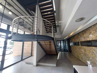 243 sqm Office to Let in Bedfordview