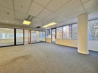 397 sqm Office to Let in Sandton
