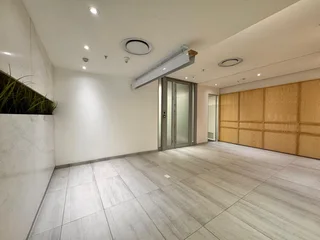 397 sqm Office to Let in Sandton