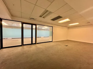 397 sqm Office to Let in Sandton