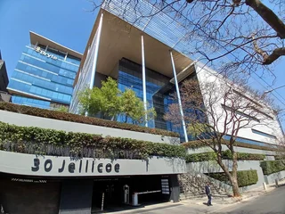 673 sqm Office to Let in Rosebank