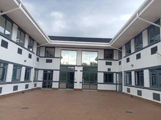 563m² Office to rent Rivonia