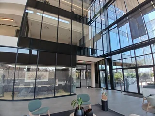 673 sqm Office to Let in Rosebank