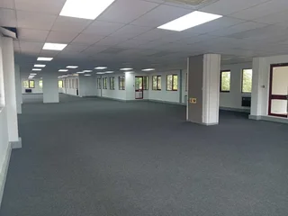 563m² Office to rent Rivonia