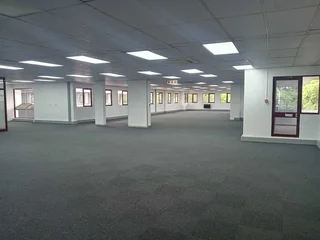 563m² Office to rent Rivonia