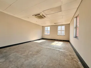 247 sqm Office to Let in Sandton