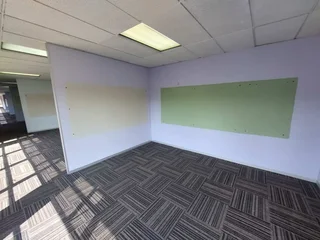 2245 sqm Office to Let in Bedfordview