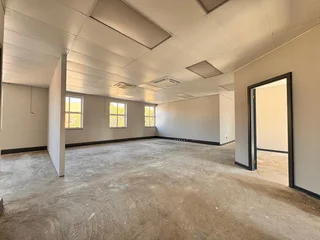 247 sqm Office to Let in Sandton