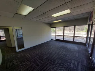 2245 sqm Office to Let in Bedfordview