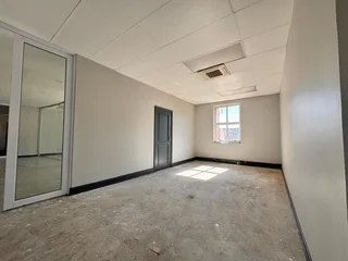 247 sqm Office to Let in Sandton