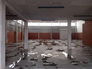 800m² Warehouse To Rent, Longlake