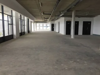 19,099m² Warehouse to Rent, Longlake