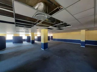 500 sqm Office to Let in Bedfordview