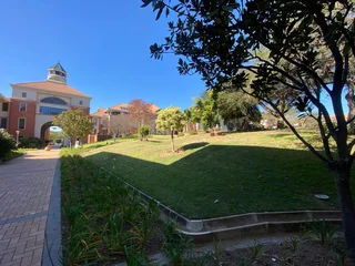 62 sqm Office To Let in Bryanston