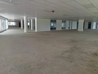 10 288m² Office to rent Woodmead