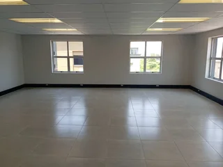275m² Office to rent Sunninghill