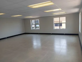 275m² Office to rent Sunninghill