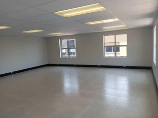 275m² Office to rent Sunninghill