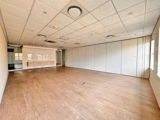 338 sqm Office to Let in Sandton