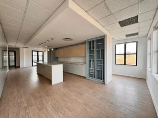 338 sqm Office to Let in Sandton