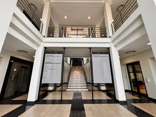 338 sqm Office to Let in Sandton