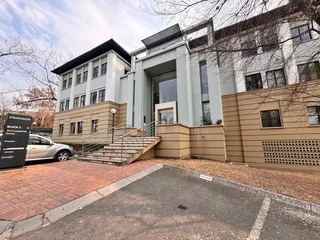 338 sqm Office to Let in Sandton