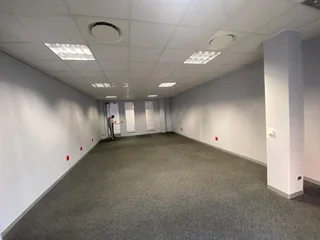 62 sqm Office To Let in Bryanston