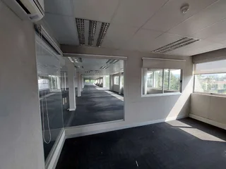 2262 sqm Office to Let in Bedfordview