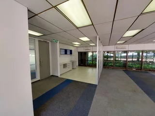 2074 sqm Office to Let in Bedfordview