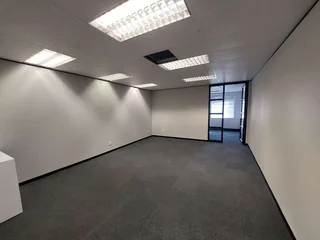 68 sqm Office to let in Bedfordview