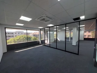 236 sqm office to Let in Bedfordview
