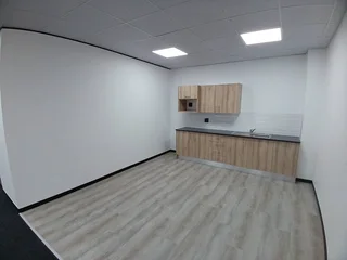 197 sqm Office to Let in Bedfordview