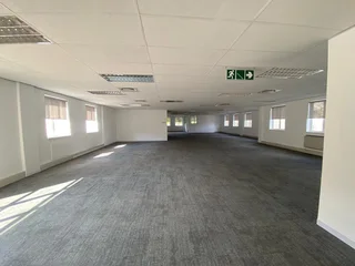 2415 sqm Office To Let in Bryanston
