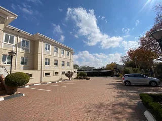 2415 sqm Office To Let in Bryanston