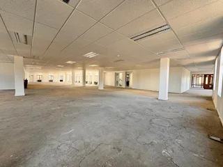 684 sqm Office to Let in Sandton